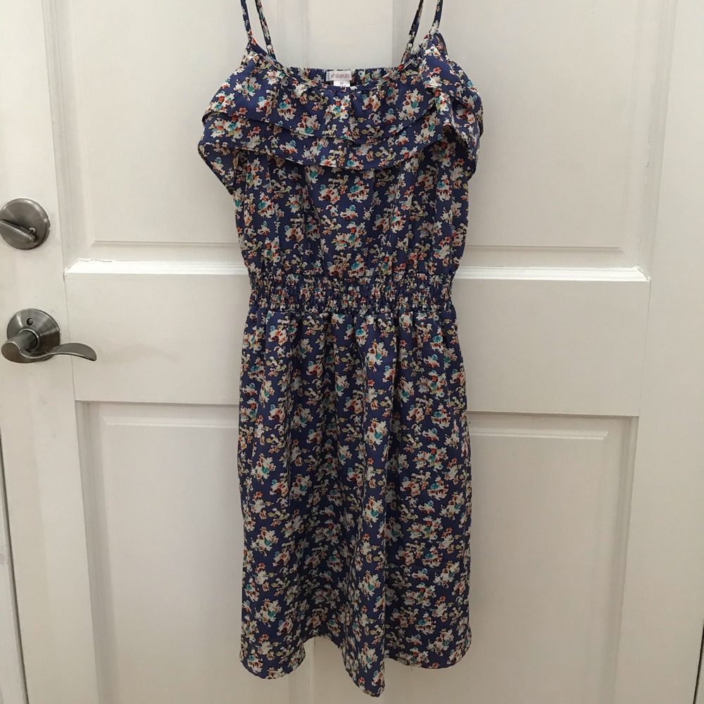 Simple sun dress with pockets